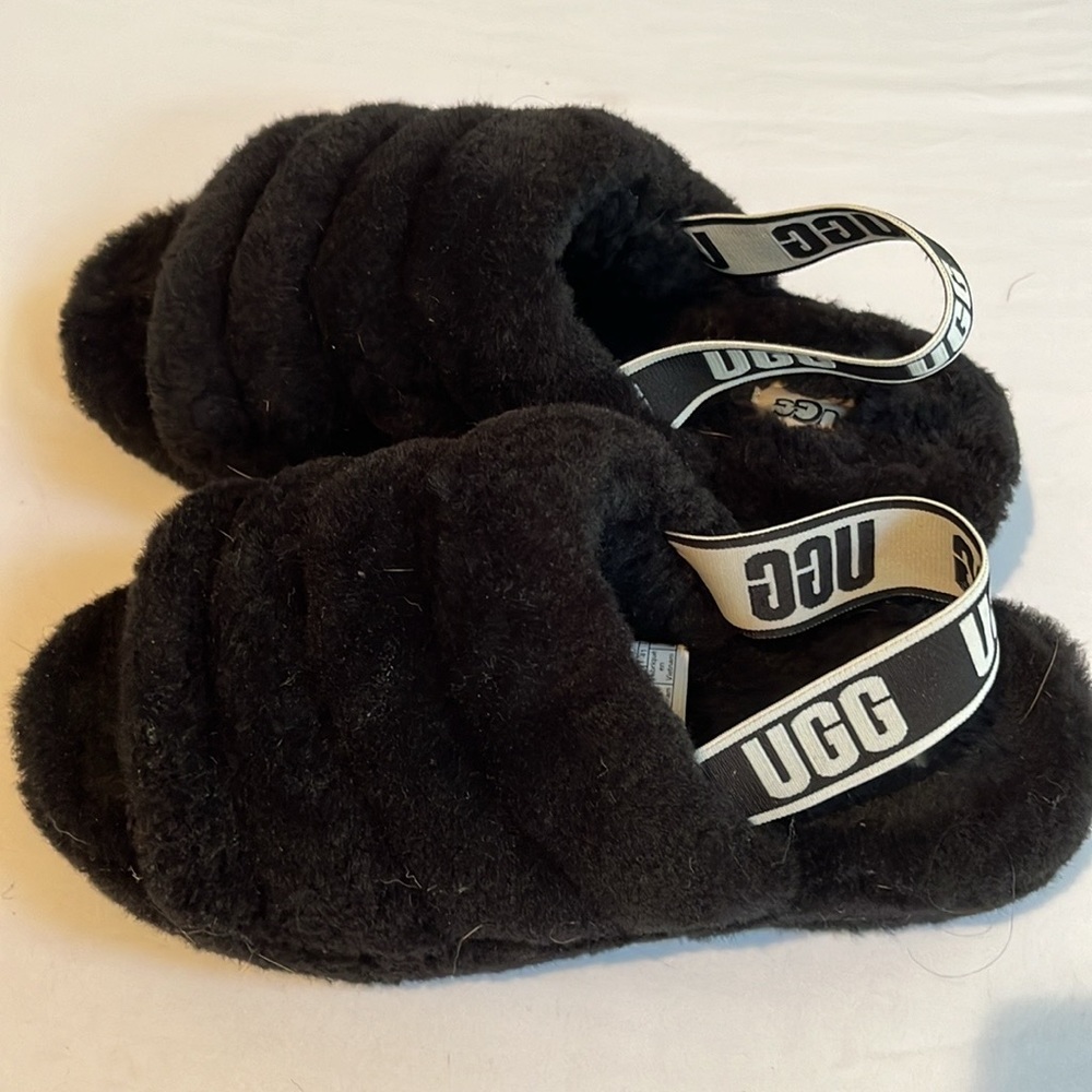 UGG black size 10 Fluff Yeah like new tried on NWOT - Picture 11 of 14